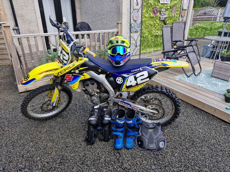 SUZUKI RMZ 250 4stroke 