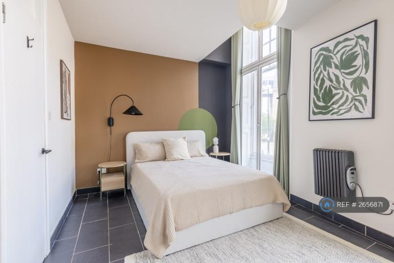 1 bedroom flat in Watergate Buildings, Newcastle Upon Tyne, NE1 (1 bed) (#2656871)