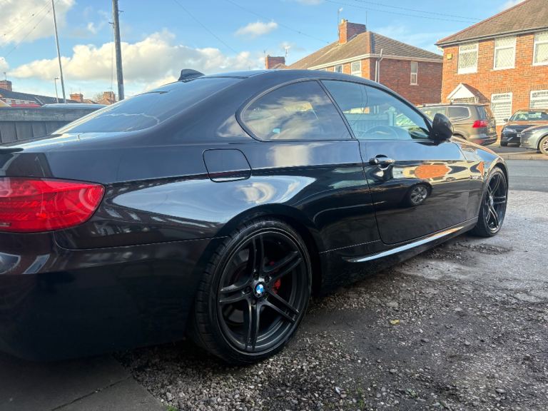 BMW, 3 SERIES, Coupe, 2011, Semi-Auto, 2993 (cc), 2 doors