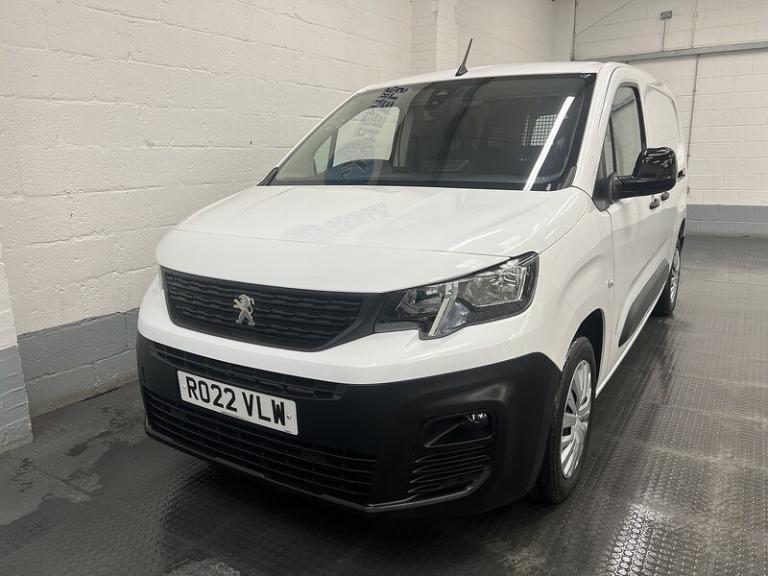 2022 Peugeot Partner 850 1.5 BlueHDi 100 Professional Premium Crew Van PANEL VAN DIESEL Manual