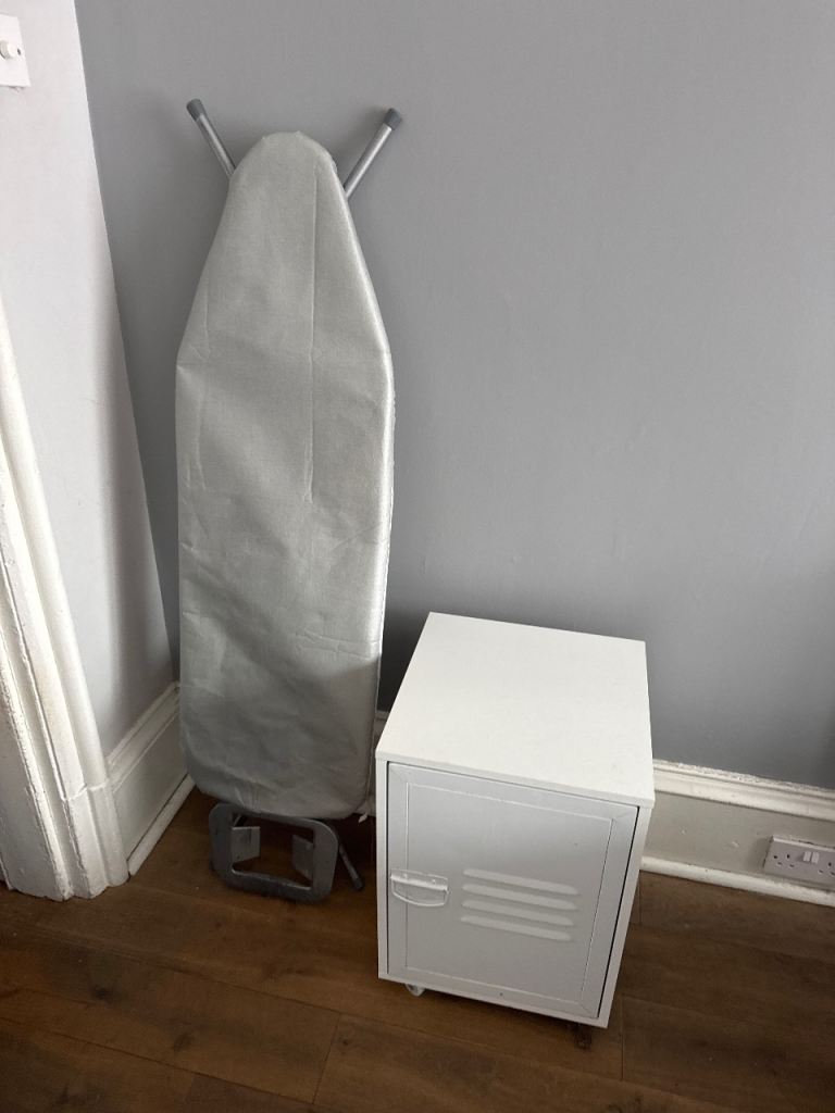 Free ironing board and cabinet 