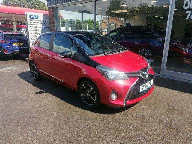 2016 Toyota Yaris 1.33 VVT-i Design 5dr HATCHBACK PETROL Manual