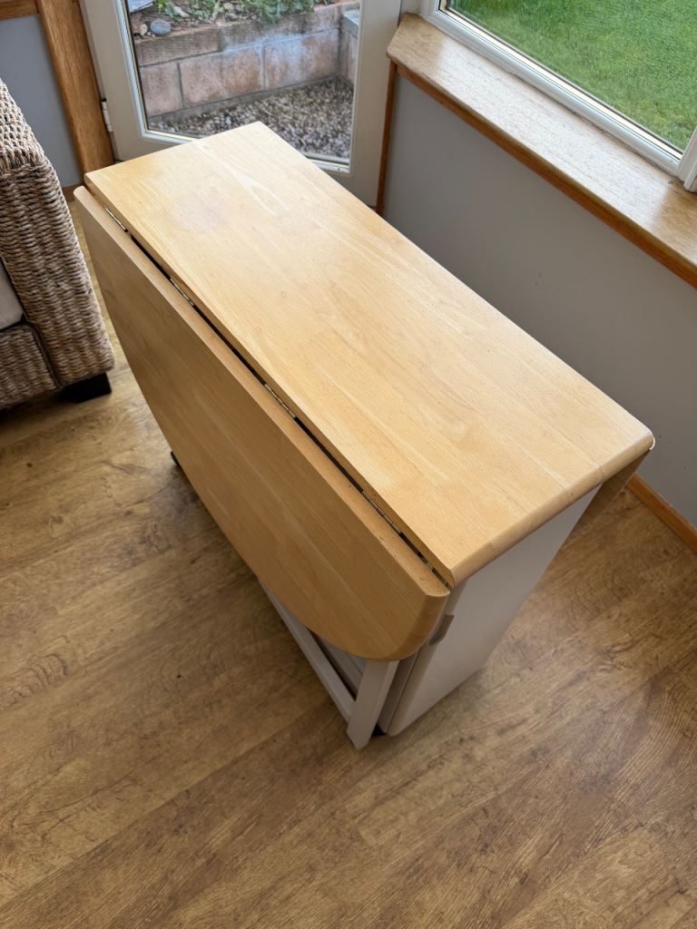 image for Dining table & Chairs 