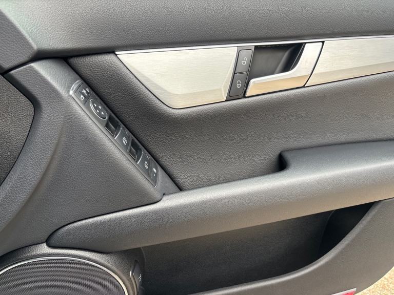 mercedes benz c220 cdi amg sport