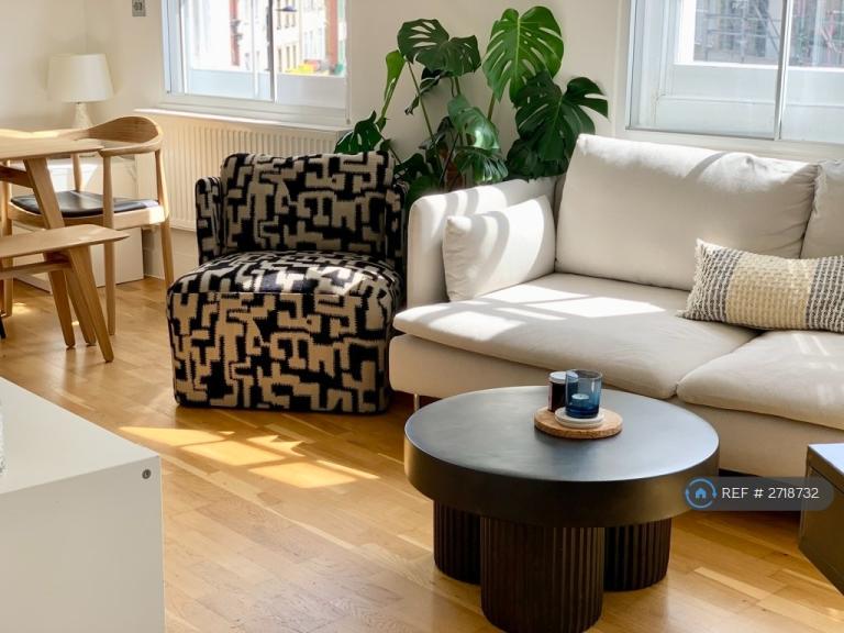 1 bedroom flat in New King Street, London, SE8 (1 bed) (#2718732)