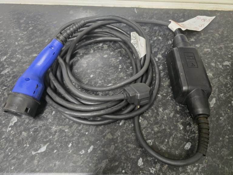 Genuine Toyota Lexus Home Car Charging Cable Type 2 to 3 Pin G9060-47440