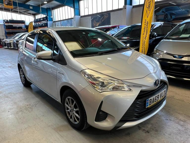2019 Toyota Vitz 1490 Hybrid