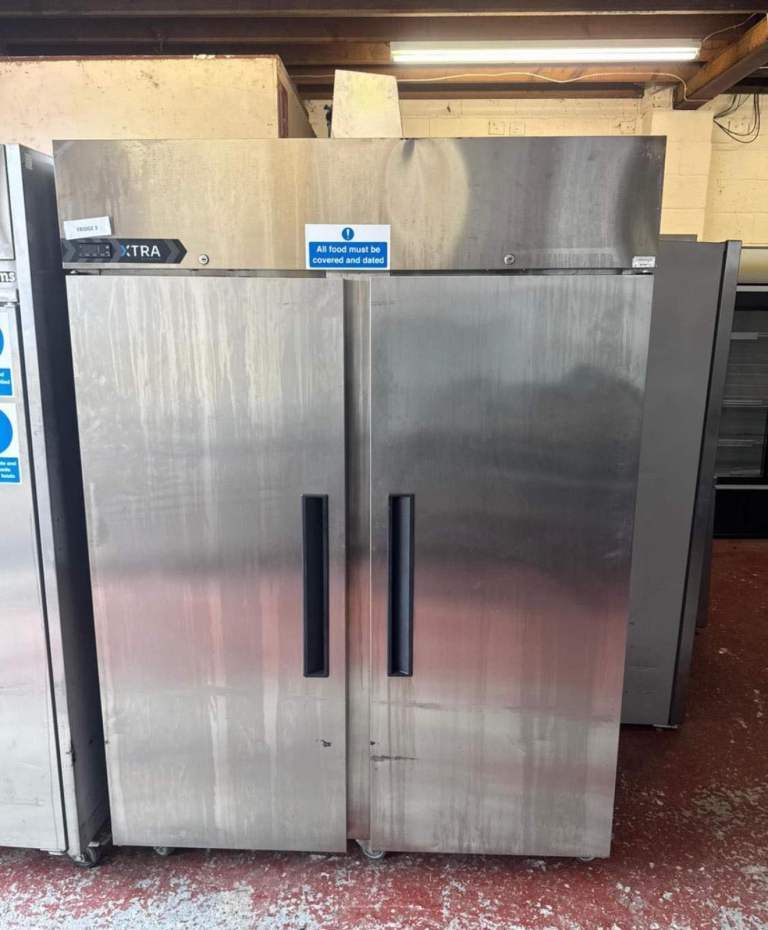 Commercial double door foster extra fridge cafe shop restaurant takeaway fully serviced 
