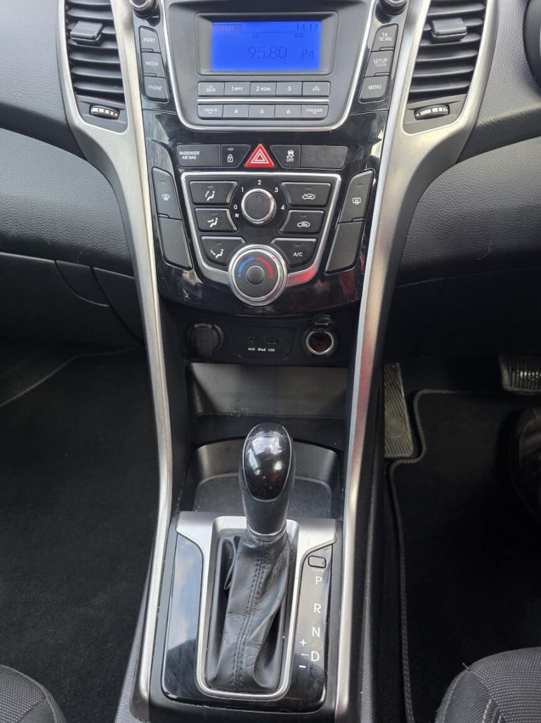 HYUNDAI I30 1.6 CRDi Active 2014