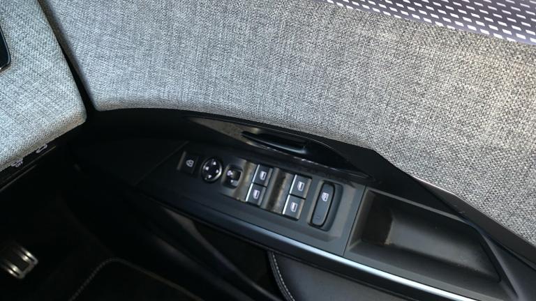 2025 Peugeot 3008 1.2 HYBRID GT SUV 5dr Petrol Hybrid e-DSC6 Euro 6 (s/s) (136 ps) SUV Hybrid Aut...