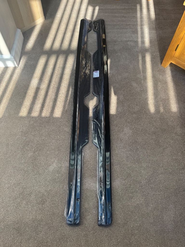 Ford fiesta mk8 side skirts 