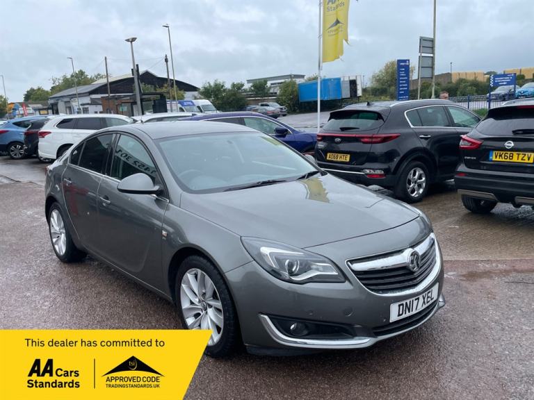 2017 Vauxhall Insignia SRI NAV S/S Hatchback Petrol Manual
