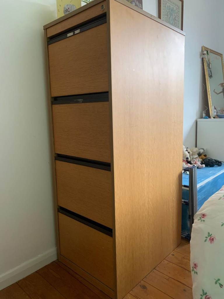 Filing cabinet, free to good home