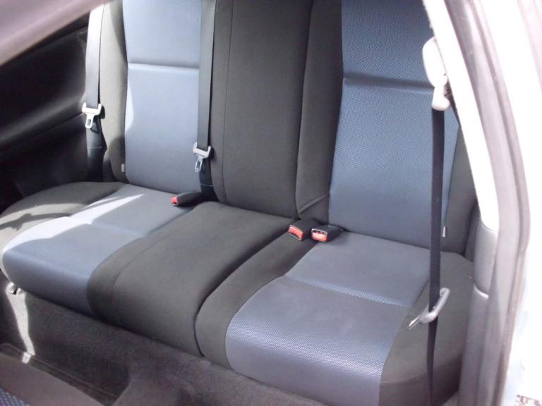 2004 Toyota Corolla 1.4 D-4D T3 3dr HATCHBACK Diesel Manual