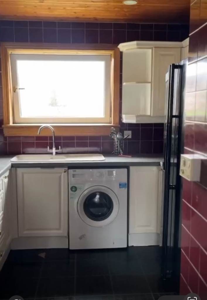 image for 2 bedroom Flat available at G15 area close to Shops and Retail Park