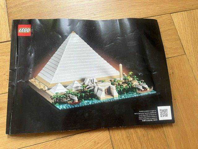 Great  Pyramid of Giza (Lego Architecture 21058) - 1,476 pieces