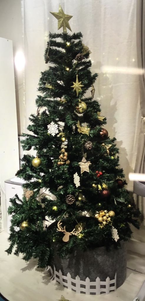 Two Christmas trees with decorations, 95% new  (190cm and/or 150cm)