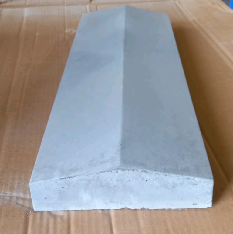 Coping stones 