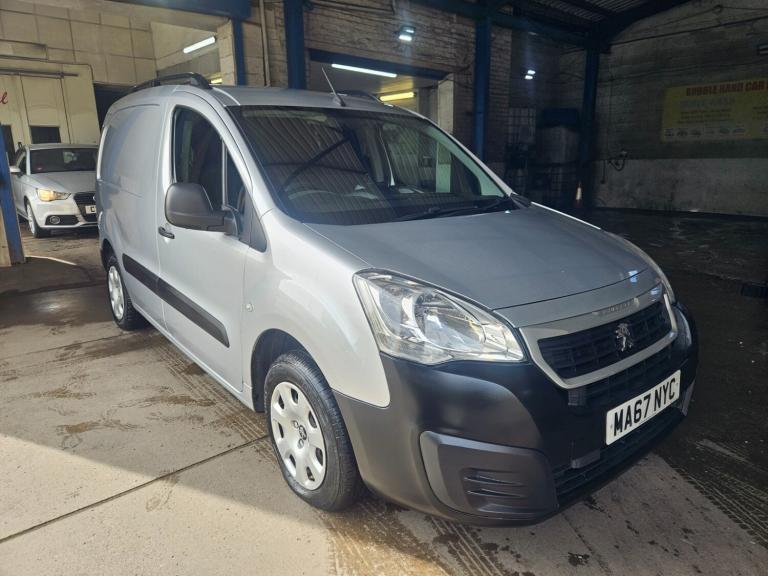 2017 Peugeot Partner 850 1.6 BlueHDi 100 Professional Van [non SS] PANEL VAN Diesel Manual