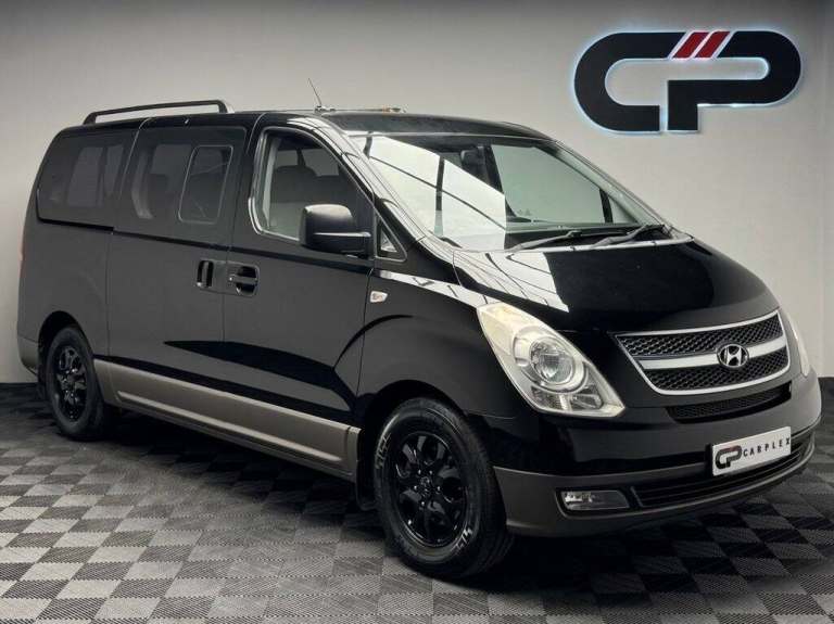 2010 Hyundai i800 2.5 CRDi Style 5dr MPV DIESEL Manual