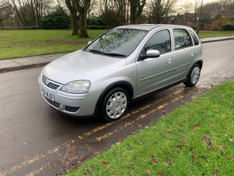 CORSA 1.4 AUTOMATIC ULEZ FREE 81k 5 STAMPS 2004! 