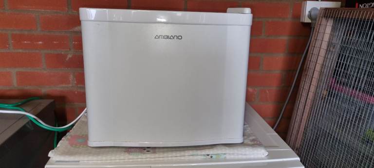 AMBIANO Table Top Fridge 17L - Brand New | in Southampton, Hampshire ...
