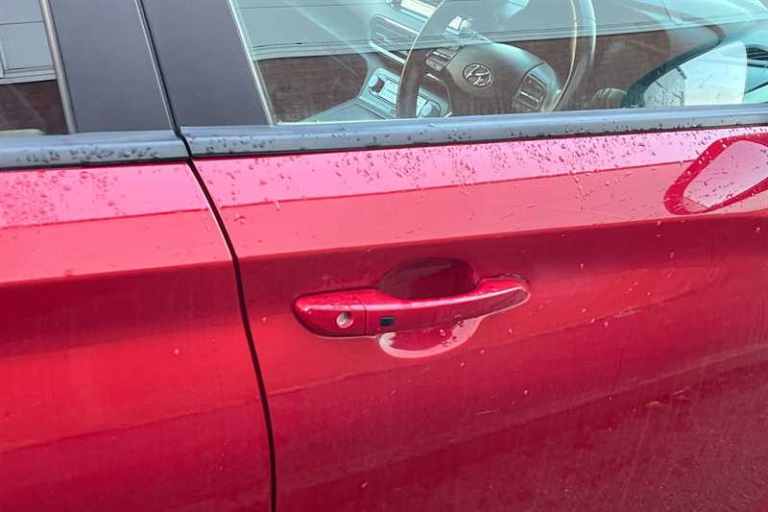 2022 Hyundai KONA 64kWh Premium SUV 5dr Electric Auto (10.5kW Charger) (204 ps) SUV Electric Auto...