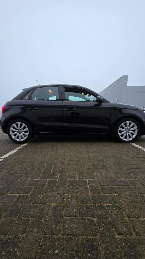 Audi, A1, Hatchback, 2014, Manual, 1598 (cc), 5 doors