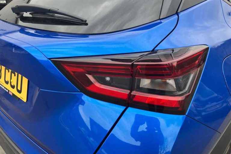 2023 Nissan Juke 1.0 DIG-T N-Connecta SUV 5dr Petrol Manual Euro 6 (s/s) (114 ps) SUV Petrol Manual