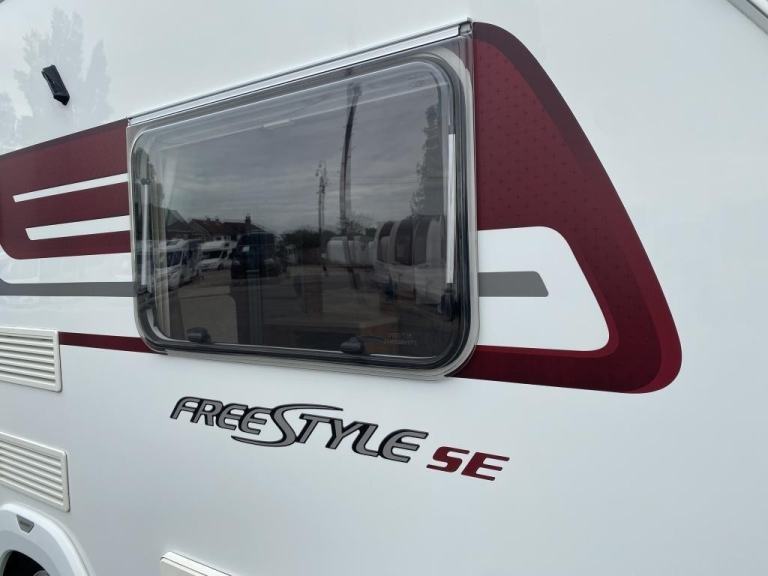2014 SWIFT FREESTYLE SE S2 TOURING CARAVAN