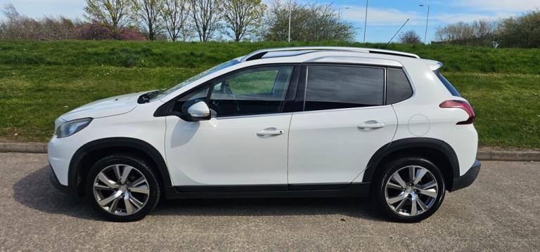2016 Peugeot 2008 BLUE HDI ALLURE Hatchback Diesel Manual