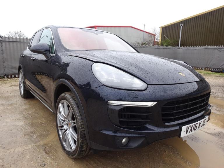 2016 16 REG PORSCHE CAYENNE V6 DIESEL TIPTRONIC AUTO DAMAGED REPAIRABLE SALVAGE