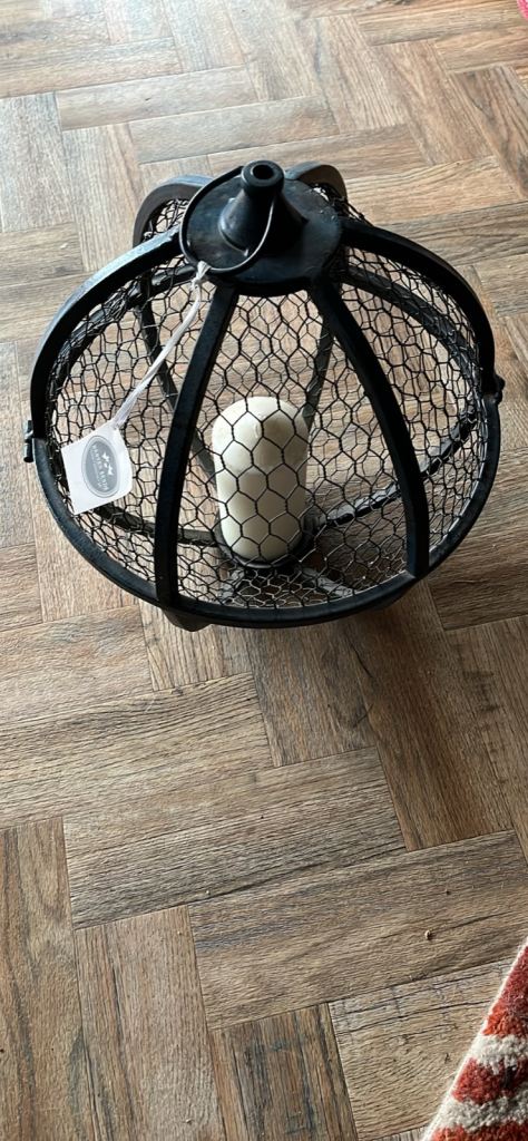 Decorative metal lobster pot 