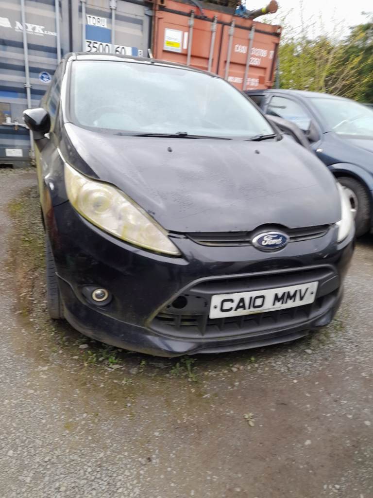 2010 FORD FIESTA 1.6 DIESEL BREAKING FOR PARTS
