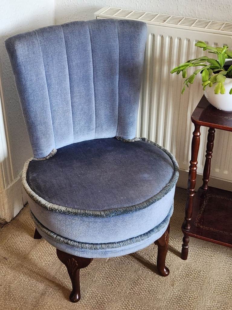 Vintage Mid-Century Style Fluted Cocktail Chair – 1980s Powder Blue Velvet