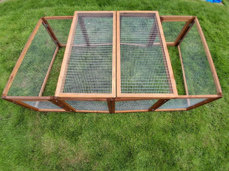 6ft Folding Canterbury Guinea Pig Run | Big Space for Small Pets 