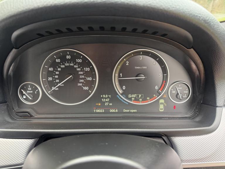 BMW 5 SERIES 2.0 520d M Sport Saloon 2013