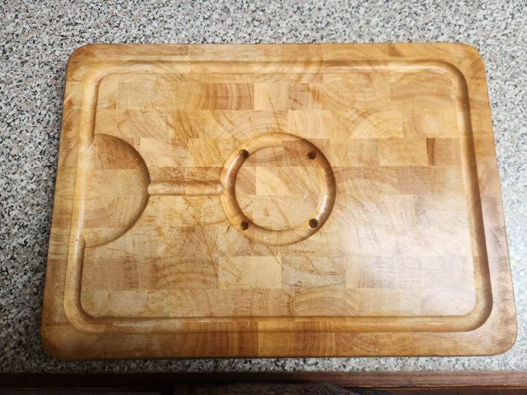EXTRA LARGE BUTCHERS BLOCK CHOPPING BOARD with JUICE GROVES