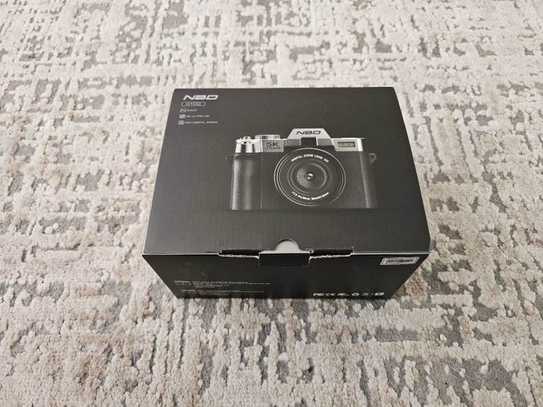 Digital camera NBD S100