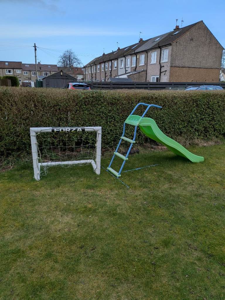 Free Kids outdoor climbing frame and slide
