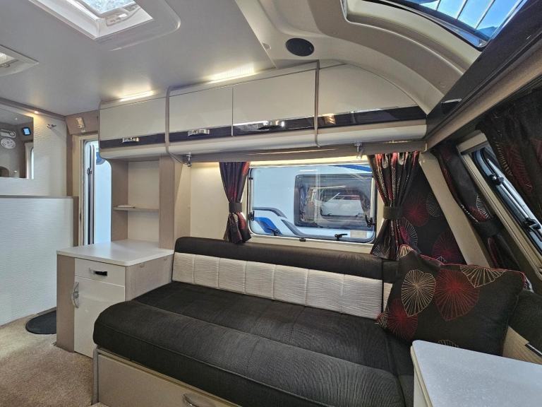 Swift Celebration 480 2017