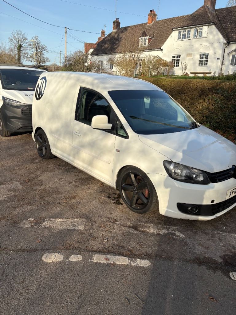 Volkswagen, CADDY, Panel Van, 2011, Manual, 1598 (cc)