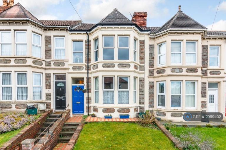 4 bedroom house in Newbridge Road, Bristol, BS4 (4 bed) (#2999402)