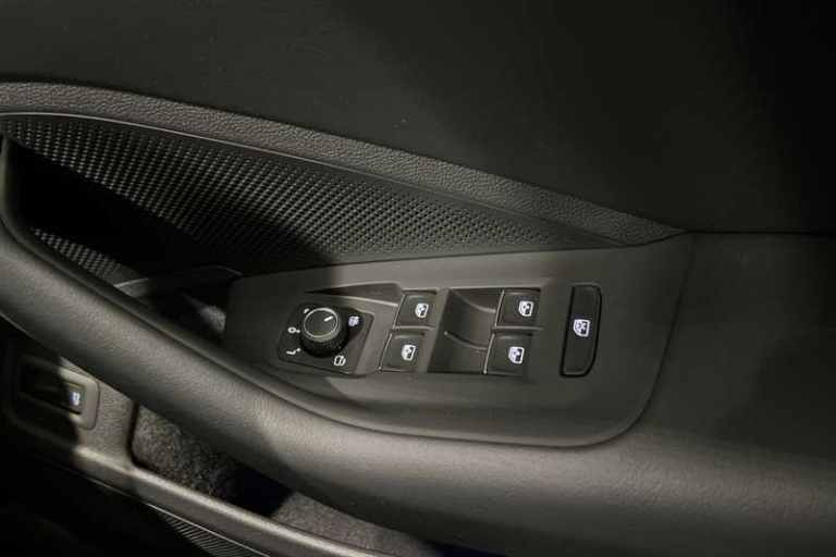 2025 Volkswagen Passat 1.5 eTSI Elegance 5dr DSG ESTATE PETROL Automatic