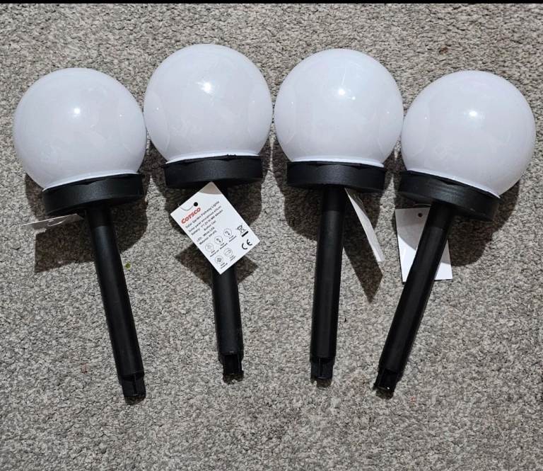 Solar lights 4 pc