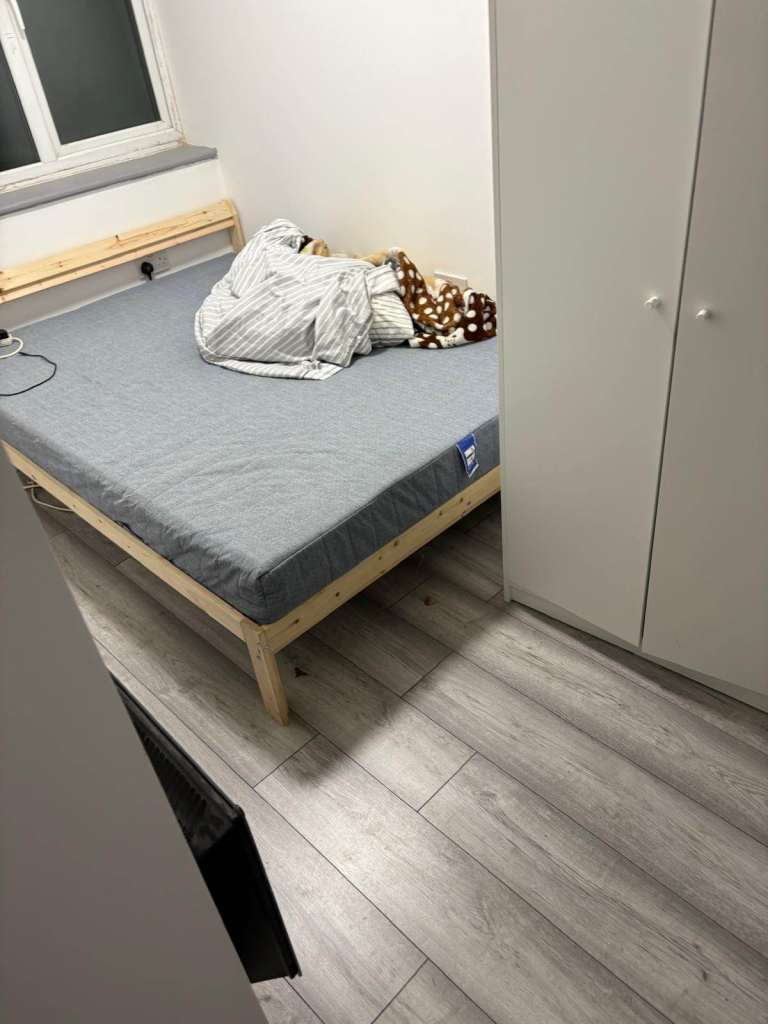 Studio Room in Slough SL1 5PR