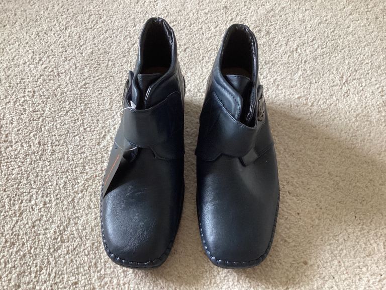 CushionWalk Womens navy boots size UK5EEE