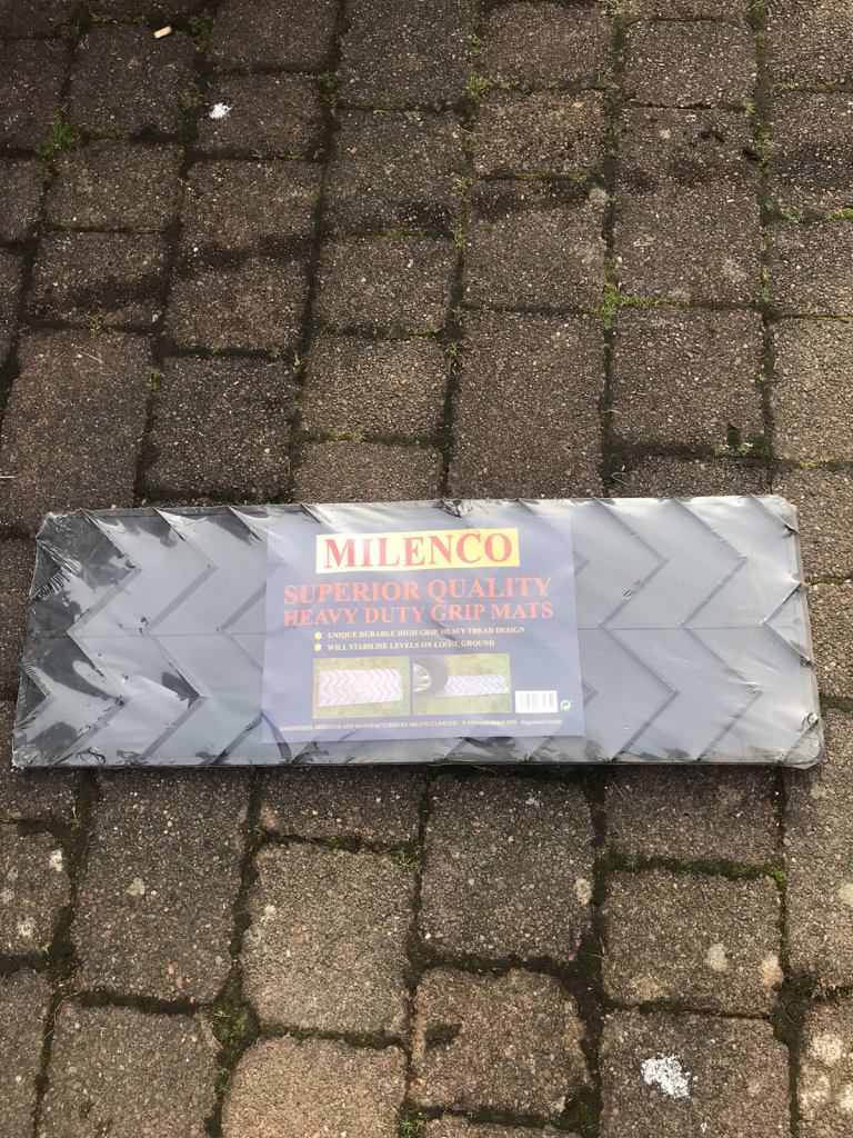 MILENCO SNOW GRIP MATS.