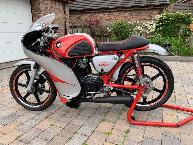 Honda CB77 305cc - Suzuki (Parade Bike) - 1960’s