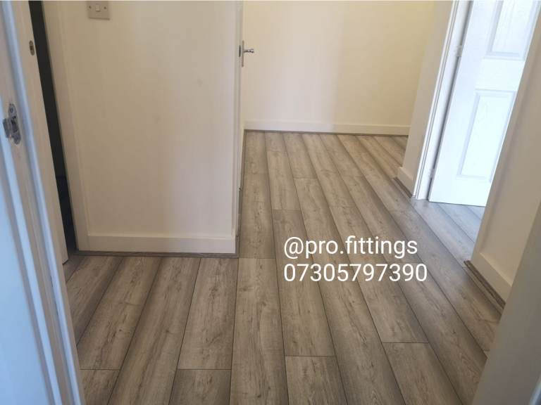 Laminate | Herringbone | LVT | Wood Floor Fitters